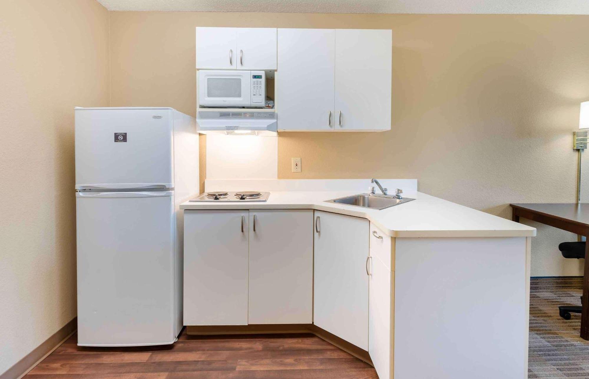 Extended Stay America Suites - Dublin - Hacienda Dr Bagian luar foto