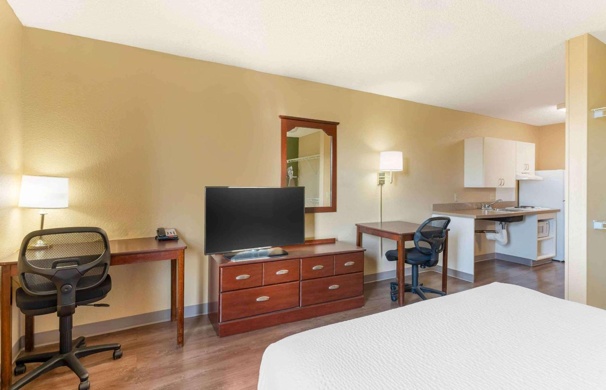 Extended Stay America Suites - Dublin - Hacienda Dr Bagian luar foto